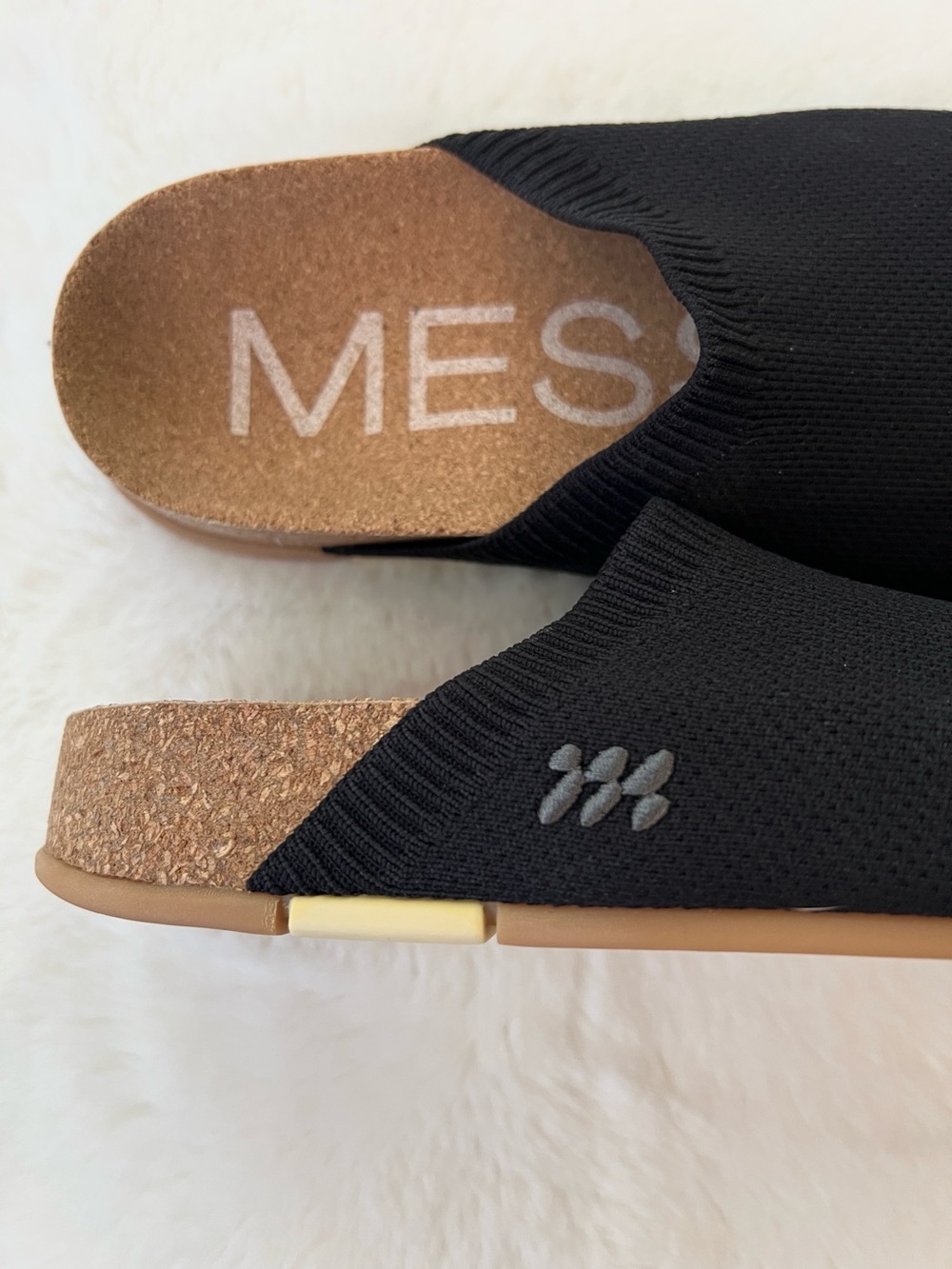 MESSAGE Henning Classic Black Slip On Mule Shoes Sz 37 US 6.5-7 - Picture 3 of 15